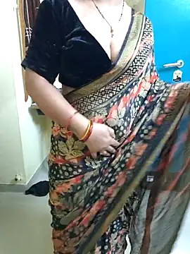 PayalSharmahot143 online show from 05-13-26, 12:28