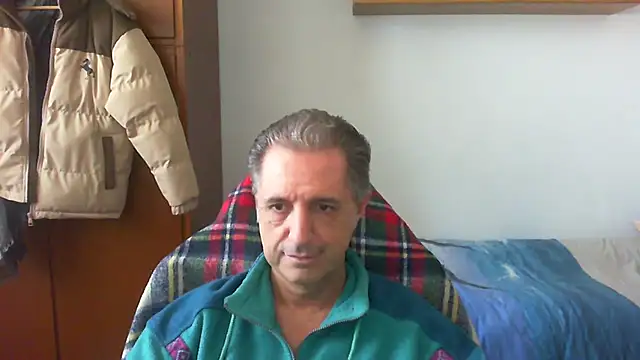 lliuk70mi online show from 03-31-26, 12:29