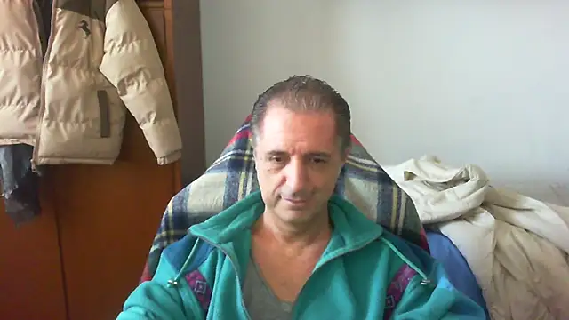 lliuk70mi online show from 04-07-26, 02:19