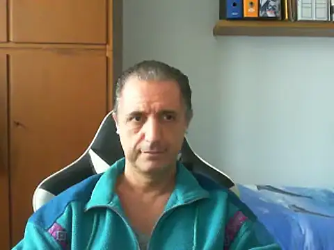 lliuk70mi online show from 03-15-25, 12:13