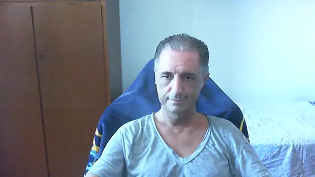 Snapshot of lliuk70mi chatting on 07-04-26, 01:04 lliuk70mi online show from 07-04-26, 01:04