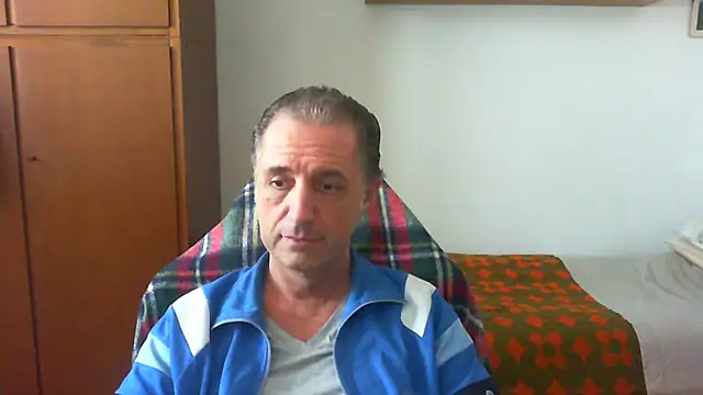 lliuk70mi online show from 05-18-26, 12:10