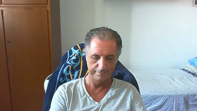 Snapshot of lliuk70mi chatting on 07-11-26, 12:16 lliuk70mi online show from 07-11-26, 12:16