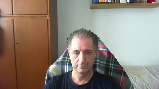 lliuk70mi online show from 04-19-26, 12:50