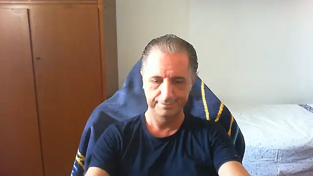 lliuk70mi online show from 05-31-26, 08:09