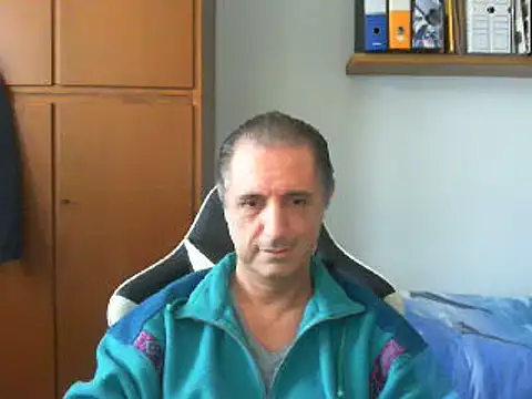lliuk70mi online show from 03-17-25, 02:12