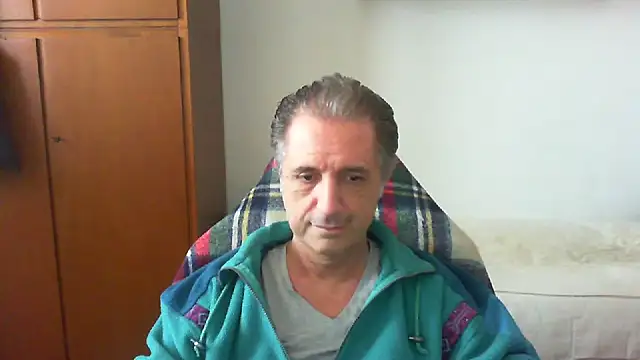 lliuk70mi online show from 04-23-26, 01:24