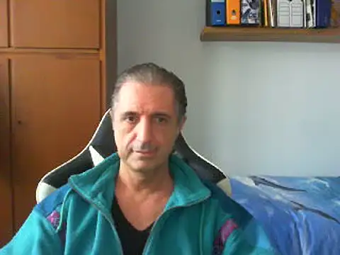 lliuk70mi online show from 12-14-24, 01:59