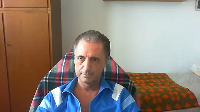 lliuk70mi online show from 05-20-26, 02:14