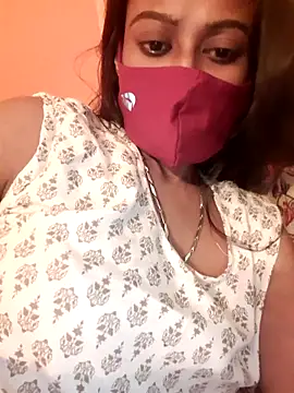 Snapshot of JENIFER_PUNE chatting on 03-02-26, 12:12 JENIFER PUNE online show from 03-02-26, 12:12