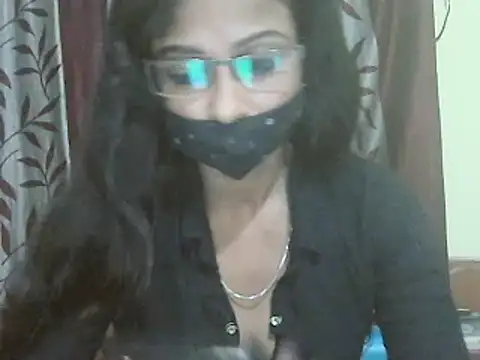 Snapshot of JENIFER_PUNE chatting on 02-10-25, 04:25 JENIFER PUNE online show from 02-10-25, 04:25