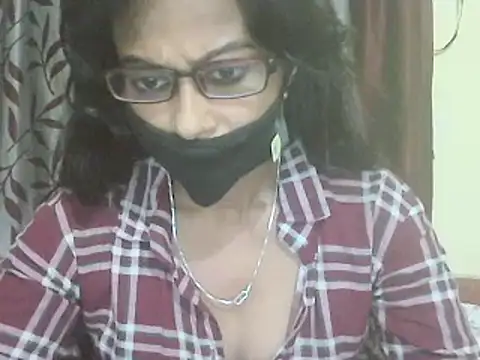 Snapshot of JENIFER_PUNE chatting on 02-13-25, 04:07 JENIFER PUNE online show from 02-13-25, 04:07
