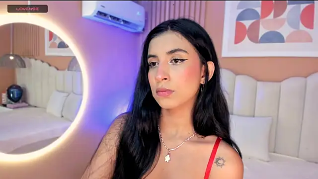 zia cooper online show from 10-01-25, 06:56