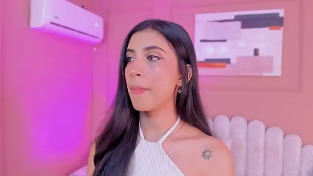 zia cooper online show from 03-06-26, 06:58