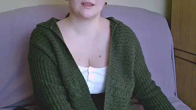 Snapshot of ChubbyMaia chatting on 03-03-25, 12:28 ChubbyMaia online show from 03-03-25, 12:28
