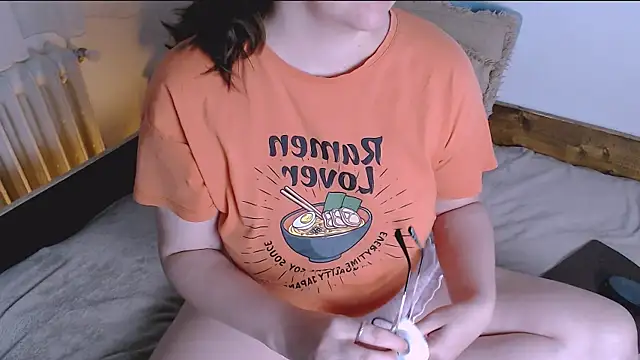 ChubbyMaia online show from 05-14-26, 07:00