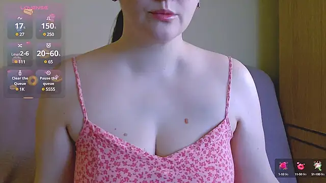 Snapshot of ChubbyMaia chatting on 03-08-25, 09:06 ChubbyMaia online show from 03-08-25, 09:06
