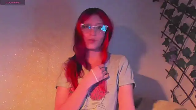 RedMeloddy online show from 11-24-25, 10:43