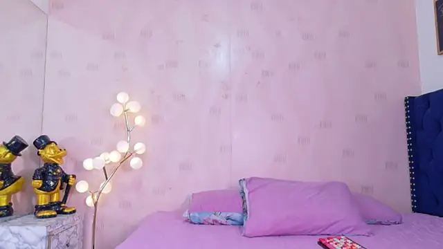littleebonymommy online show from 05-01-26, 07:30