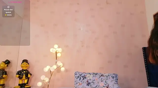 littleebonymommy online show from 03-27-26, 08:10