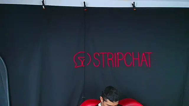 Snapshot of Annyeli chatting on 06-25-26, 02:09 Annyeli online show from 06-25-26, 02:09