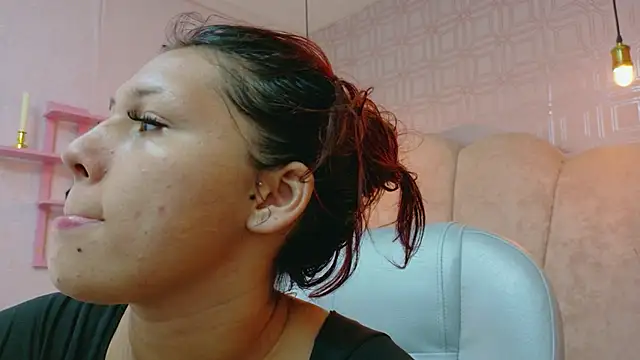 Annyeli online show from 11-10-25, 06:02