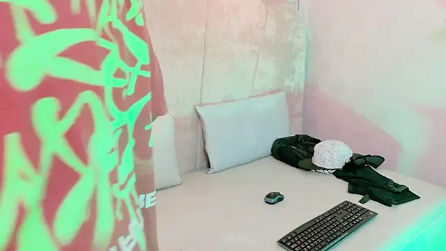 Annyeli online show from 02-10-26, 05:50