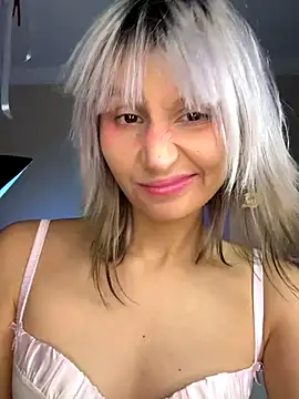 bigbabykiki online show from 11-27-25, 06:52