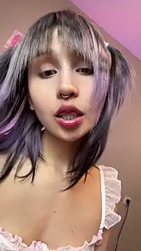 bigbabykiki online show from 04-10-26, 05:31