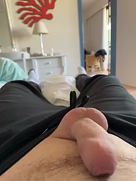 Gartengolem online show from 03-09-25, 10:08