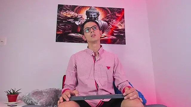 Ethan Sai    online show from 02-07-25, 05:29