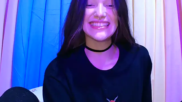 Snapshot of faelitababy chatting on 02-21-26, 04:03 faelitababy online show from 02-21-26, 04:03