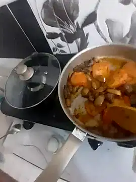 cute mia23 online show from 01-26-25, 12:05