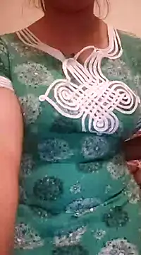 Snapshot of Maha_Ms chatting on 12-05-24, 12:39 Maha Ms online show from 12-05-24, 12:39