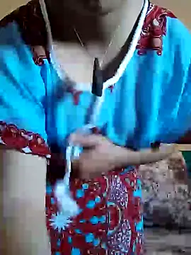 Snapshot of Maha_Ms chatting on 12-16-24, 12:49 Maha Ms online show from 12-16-24, 12:49