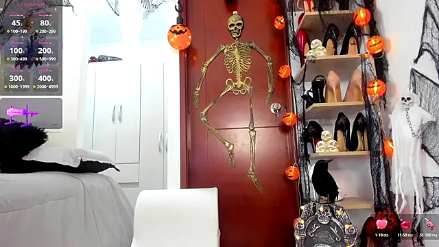 SophieBaker   online show from 10-27-25, 03:29