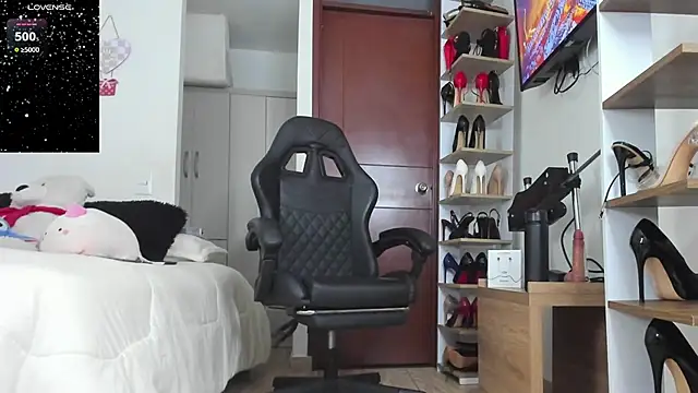 SophieBaker   online show from 02-26-26, 02:11