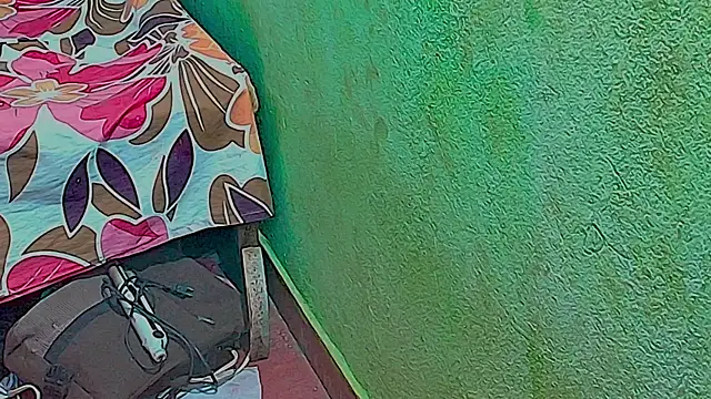 Snapshot of Angel-dust09 chatting on 01-31-25, 01:01 Angel-dust09 online show from 01-31-25, 01:01