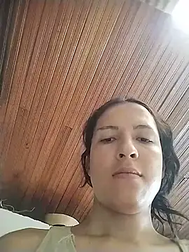 Snapshot of Angel-dust09 chatting on 11-08-25, 04:32 Angel-dust09 online show from 11-08-25, 04:32