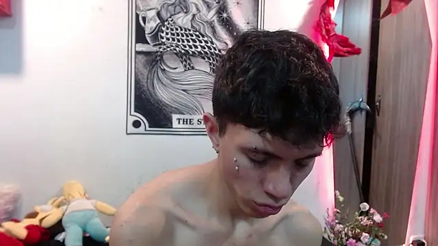 Justyn Ross online show from 12-13-25, 11:55