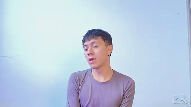 Justyn Ross online show from 09-24-25, 05:52