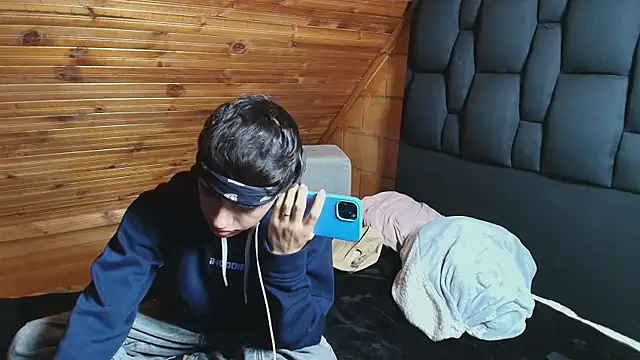 Justyn Ross online show from 11-08-25, 01:53