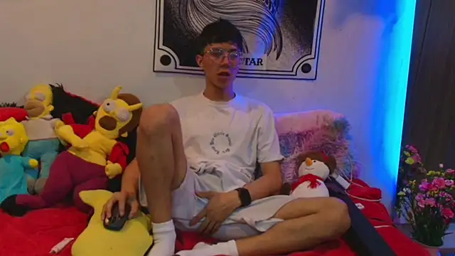 Justyn Ross online show from 12-04-25, 02:32