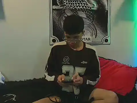 Justyn Ross online show from 11-28-25, 12:00