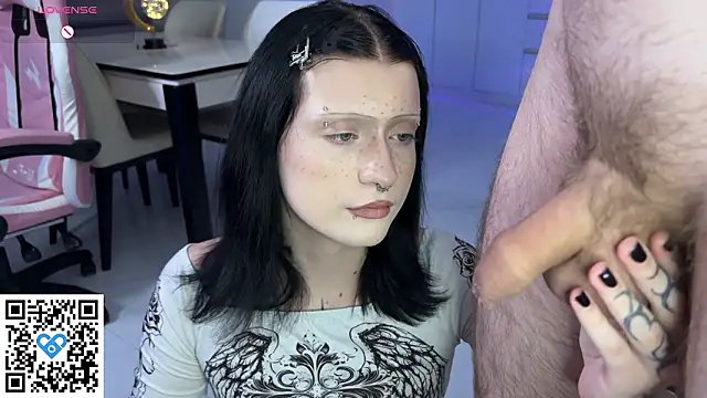 Snapshot of Vailyreb_ chatting on 02-16-26, 03:38 Vailyreb online show from 02-16-26, 03:38