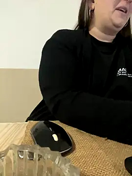 Snapshot of Popinasq chatting on 11-06-25, 09:19 Popinasq online show from 11-06-25, 09:19