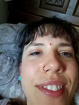 Lyrass online show from 12-17-25, 09:14