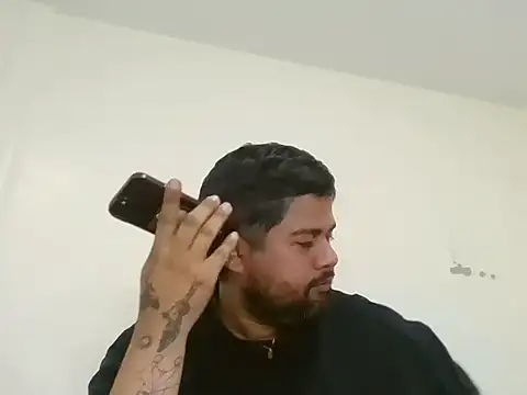 GABRIELGARCIA1313 online show from 07-04-26, 04:11