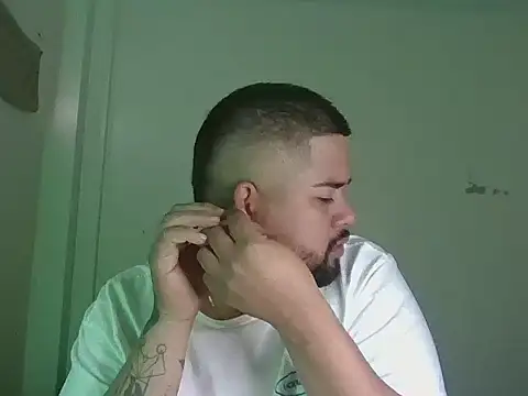 GABRIELGARCIA1313 online show from 08-04-26, 03:27