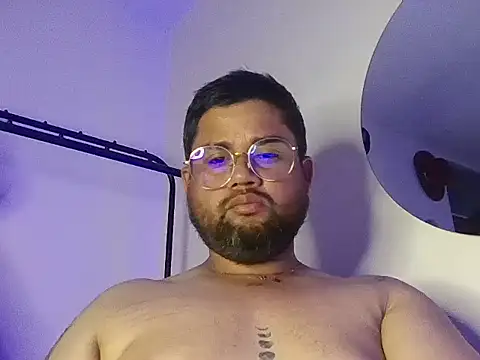 GABRIELGARCIA1313 online show from 06-19-26, 02:28